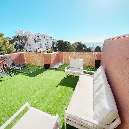 Cozy Apartment With Large Terrace 토레몰리노스 외부 사진